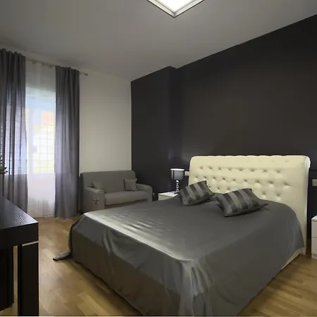 Astoria Golden House רומא